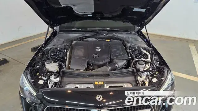 Mercedes-Benz C-Class 2023 — Фото 5/20