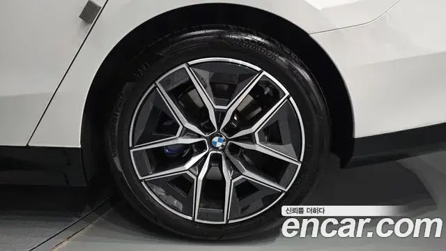 BMW 5 Series 2026 — Şəkil 6/35