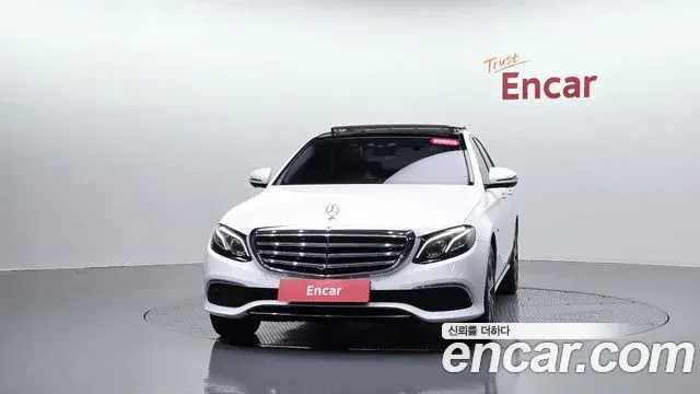 Mercedes-Benz E-Class 2019 — Фото 3/20