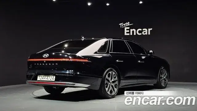 Hyundai Grandeur 2023 — Фото 2/20