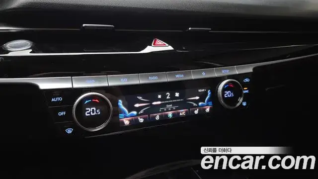 Genesis G80 2021 — Şəkil 18/31