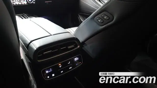 Genesis G80 2021 — Şəkil 14/31