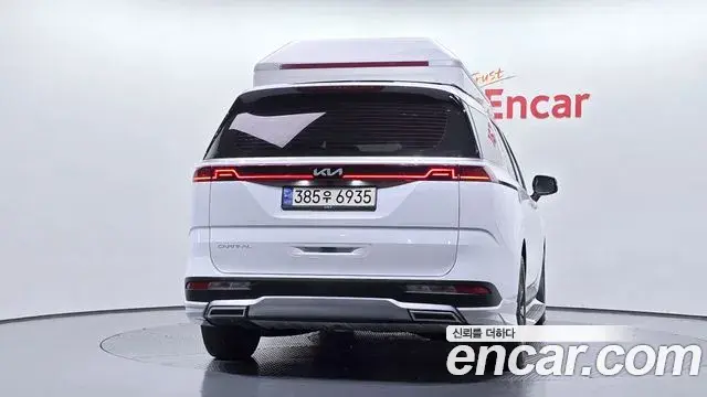 Kia Carnival 2023 — Фото 4/20