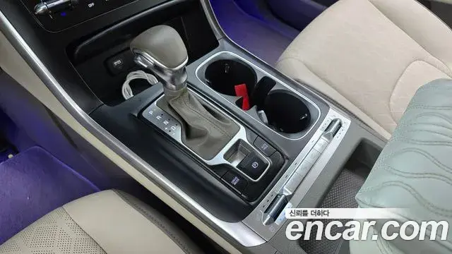 Kia Carnival 2023 — Фото 9/20