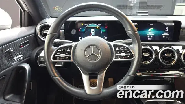 Mercedes-Benz A-Class 2021 — Фото 13/20