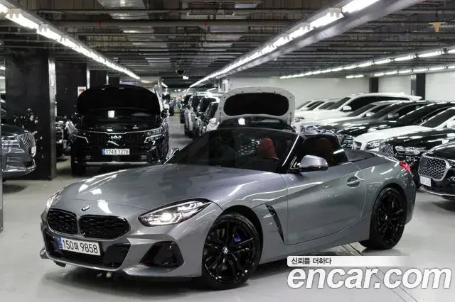 BMW Z4 2023 — Фото 2/20