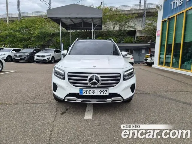 Mercedes-Benz GLB-Class 2024 — Şəkil 8/19