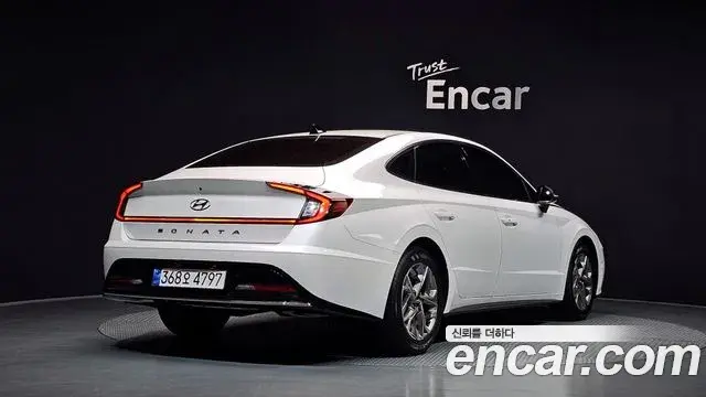 Hyundai Sonata 2021 — Фото 2/20