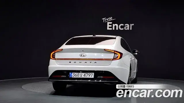 Hyundai Sonata 2021 — Фото 4/20