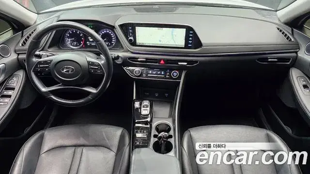 Hyundai Sonata 2021 — Фото 7/20