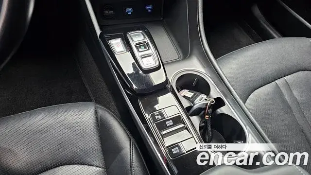 Hyundai Sonata 2021 — Фото 9/20