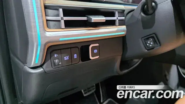 Hyundai Santa Fe 2024 — Şəkil 18/20