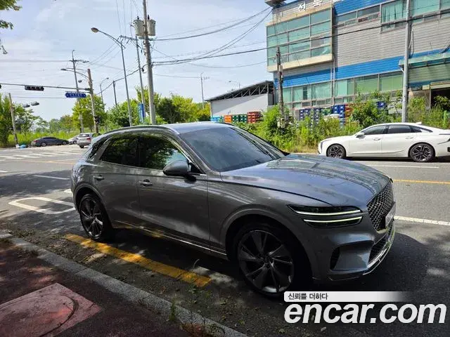 Genesis GV70 2021 — ფოტო 5/20
