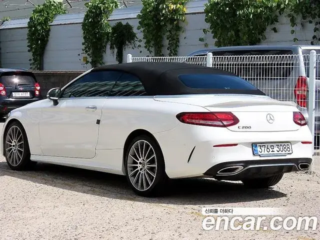 Mercedes-Benz C-Class 2023 — Фото 2/20
