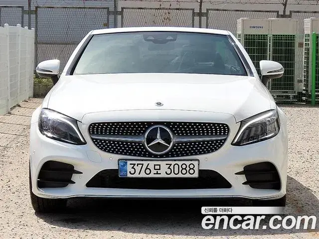 Mercedes-Benz C-Class 2023 — Фото 4/20