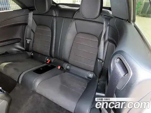 Mercedes-Benz C-Class 2023 — Фото 8/20
