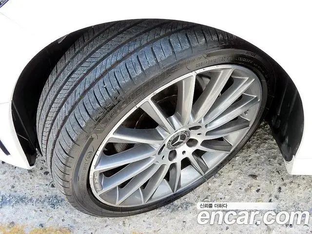 Mercedes-Benz C-Class 2023 — Фото 20/20