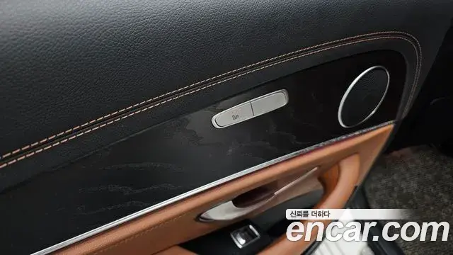Mercedes-Benz E-Class 2021 — ფოტო 14/36