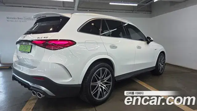 Mercedes-Benz GLC-Class 2025 — Photo 12/20