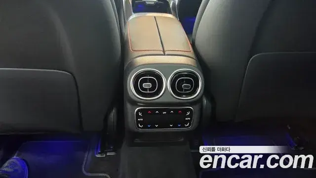 Mercedes-Benz GLC-Class 2025 — Photo 19/20