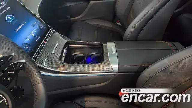 Mercedes-Benz GLC-Class 2025 — Photo 15/20