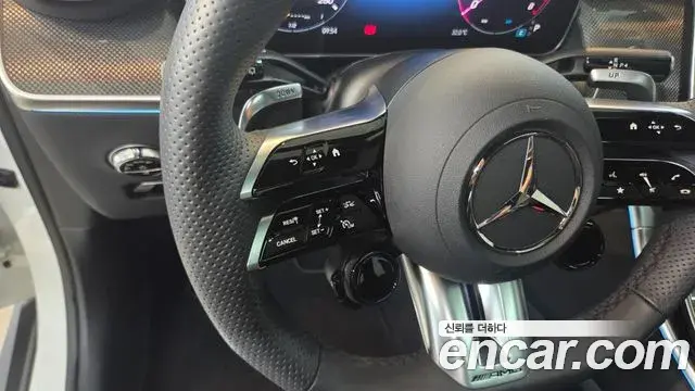 Mercedes-Benz GLC-Class 2025 — Photo 20/20