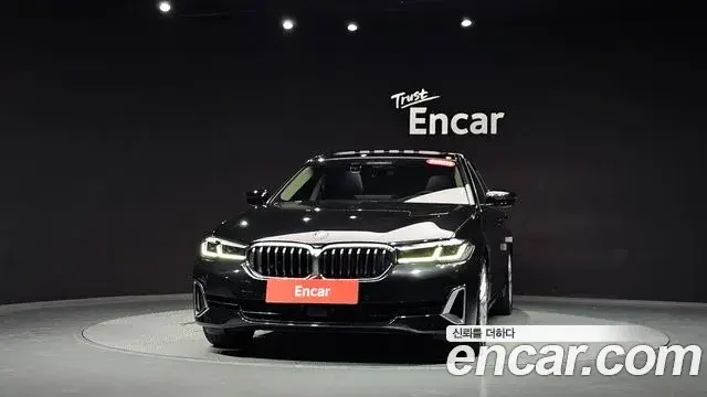 BMW 5 Series 2021 — Şəkil 1/30