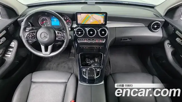 Mercedes-Benz C-Class 2019 — Фото 7/20