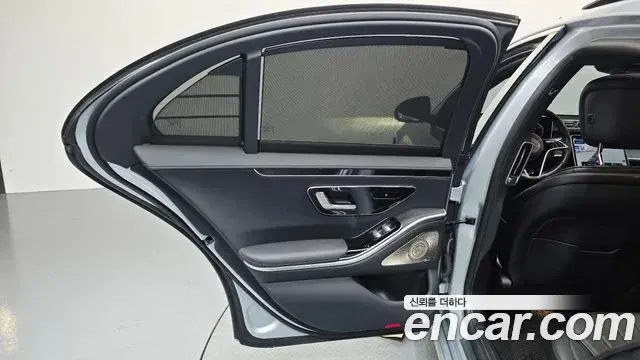 Mercedes-Benz S-Class 2021 — Şəkil 17/33