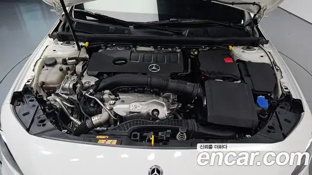 Mercedes-Benz A-Class 2022 — Şəkil 24/32