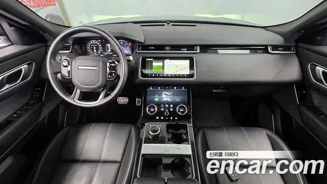 Land Rover Range Rover Velar 2019 — Photo 17/20