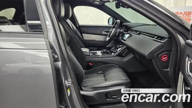 Land Rover Range Rover Velar 2019 — Photo 12/20