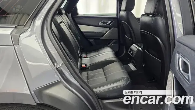 Land Rover Range Rover Velar 2019 — Photo 9/20