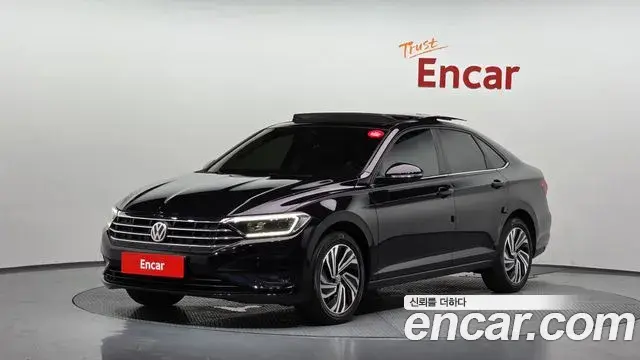 Volkswagen Jetta 2021 — ფოტო 13/31