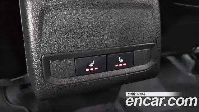 Volkswagen Jetta 2021 — ფოტო 30/31