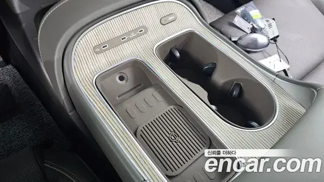Hyundai Palisade 2025 — ფოტო 16/38