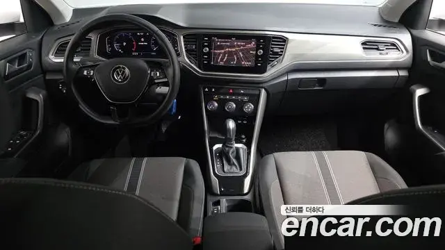 Volkswagen T-Roc 2021 — Photo 7/32