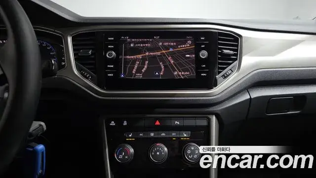 Volkswagen T-Roc 2021 — Photo 20/32
