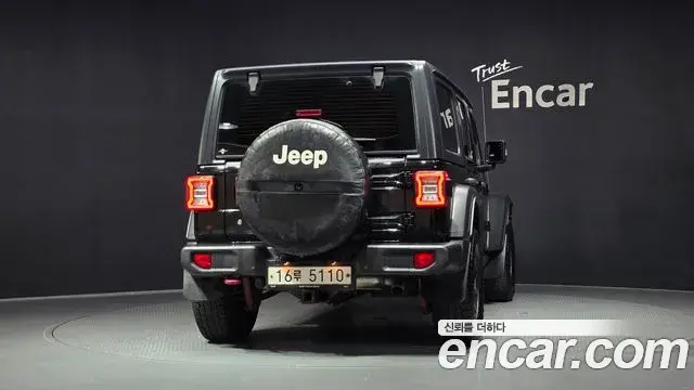 Jeep Wrangler 2018 — Фото 4/20