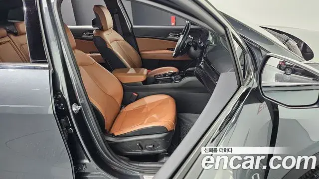 Kia Sportage 2023 — Фото 10/20