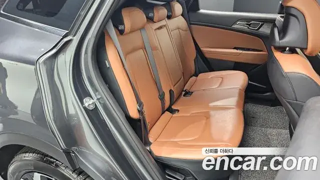 Kia Sportage 2023 — Фото 11/20