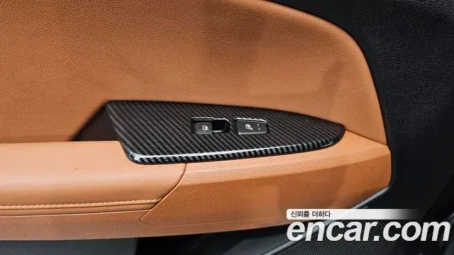 Kia Sportage 2023 — Фото 19/20