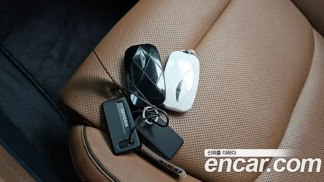 Genesis GV70 2025 — Şəkil 26/34