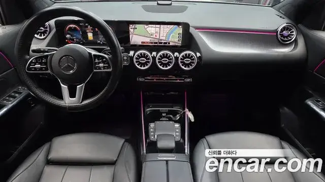 Mercedes-Benz GLA-Class 2021 — Фото 7/20