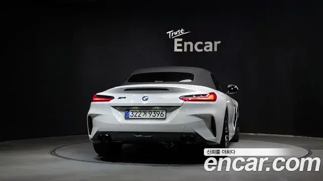 BMW Z4 2020 — Фото 4/20