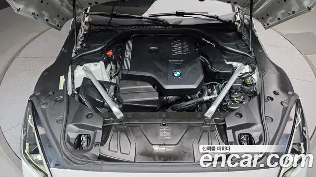 BMW Z4 2020 — Фото 6/20