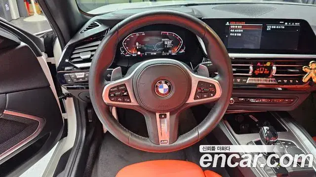 BMW Z4 2020 — Фото 11/20