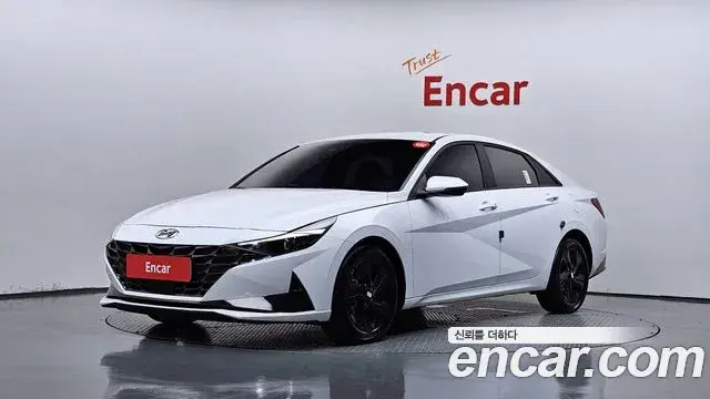 Hyundai Avante 2023 — Фото 1/20