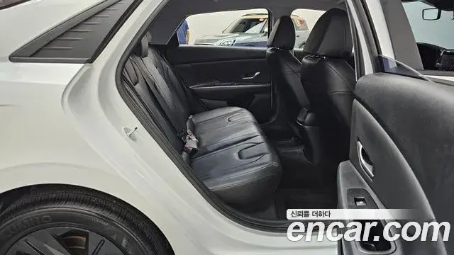 Hyundai Avante 2023 — Фото 11/20