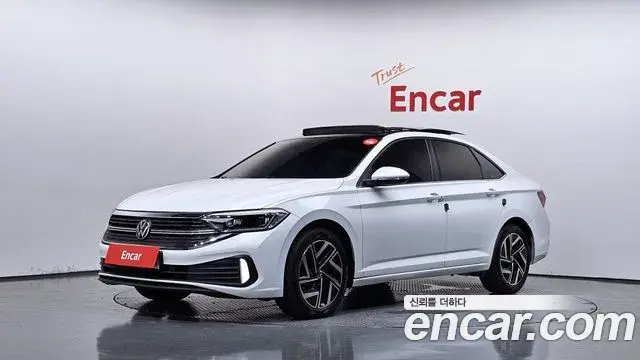 Volkswagen Jetta 2023 — Şəkil 27/35